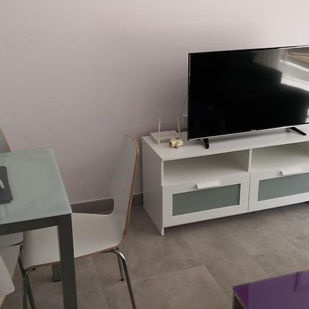Skol 320C By Completely Marbella Apartment ภายนอก รูปภาพ
