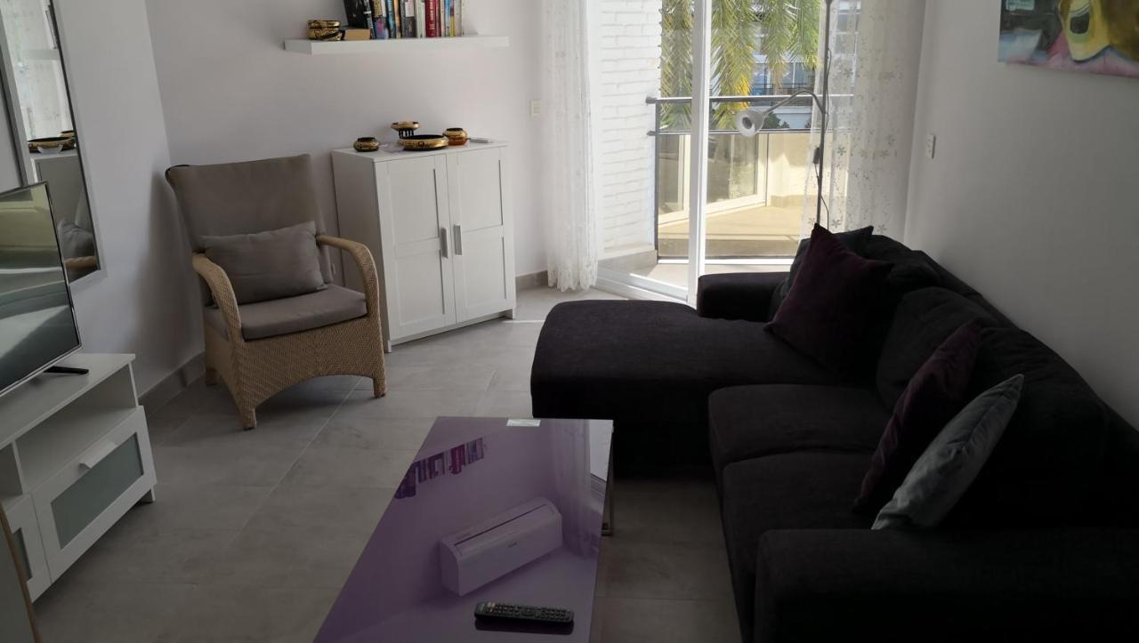 Skol 320C By Completely Marbella Apartment ภายนอก รูปภาพ