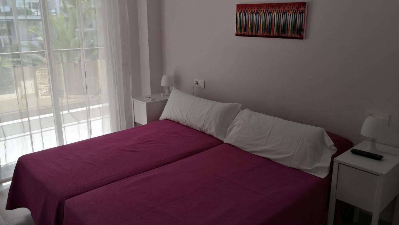 Skol 320C By Completely Marbella Apartment ภายนอก รูปภาพ
